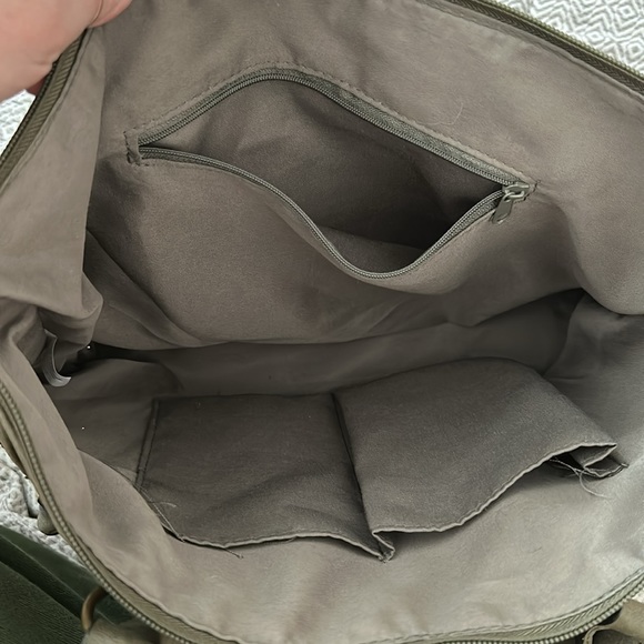 Universal Thread | Bags | Universal Thread Green Shoulder Bag | Poshmark